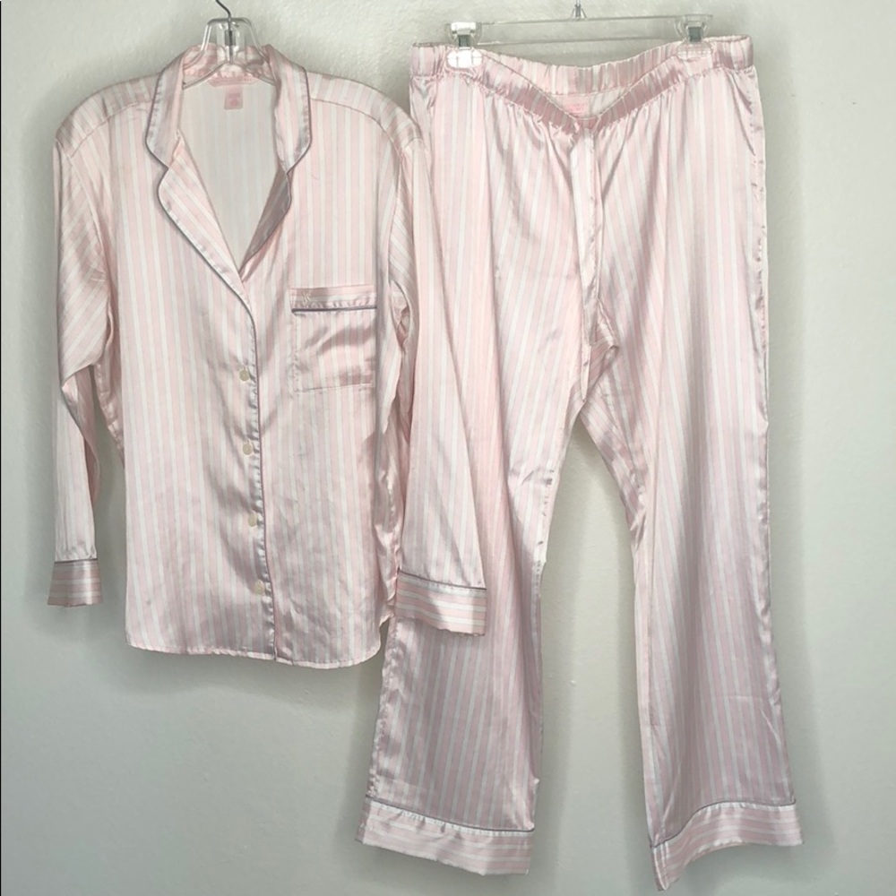 Victoria’s Secret Satin pajama set